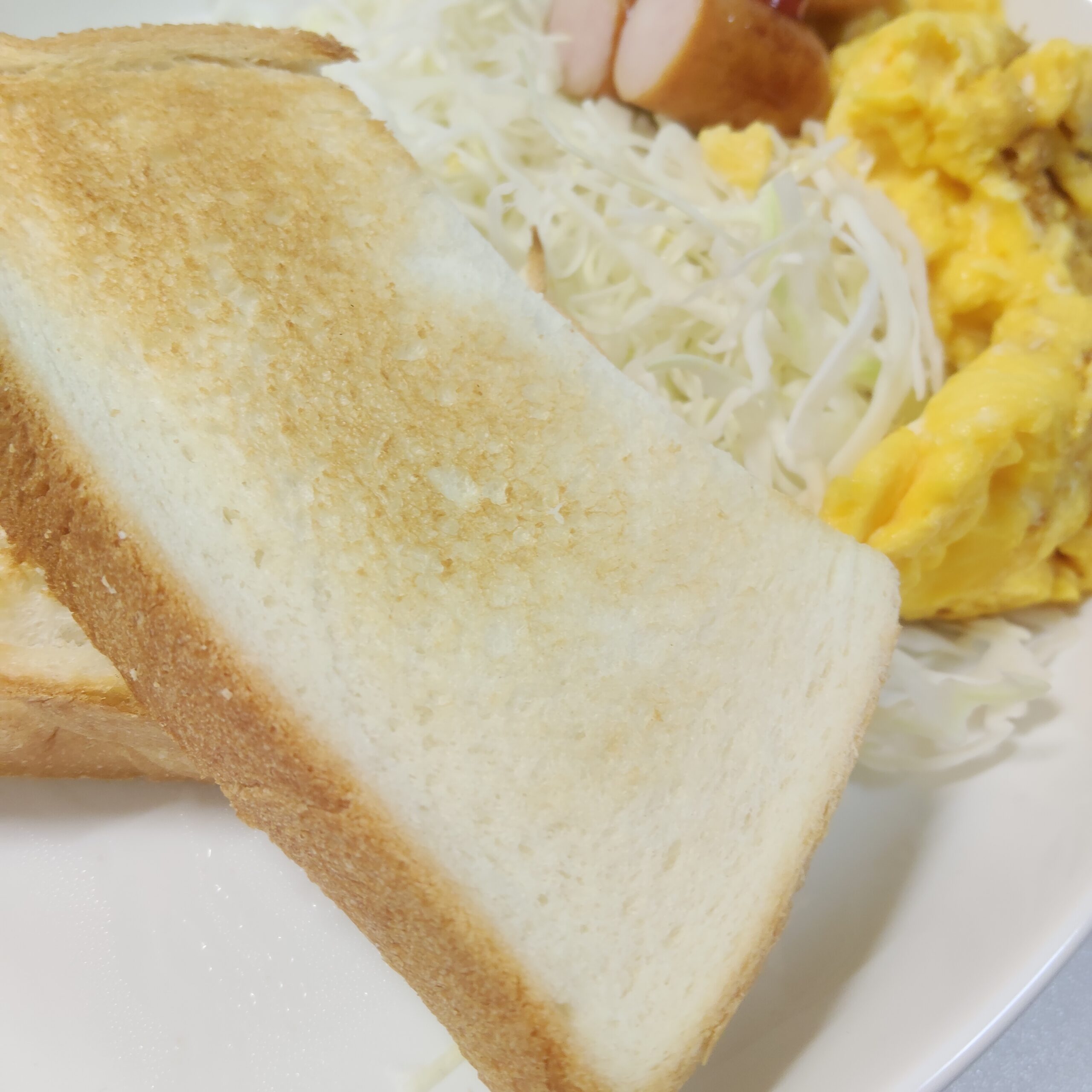 【5.3 日記】食パンは半分に切ってたも