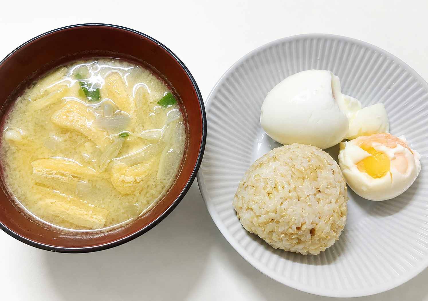 【8.8 日記】モノを食べるときは邪魔するんじゃねぇ文句言うな